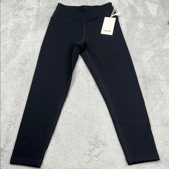 NEW MATE The Label XS Organic Cotton Stretch Black Tank, Midi Cropped Leggings - Picture 6 of 14